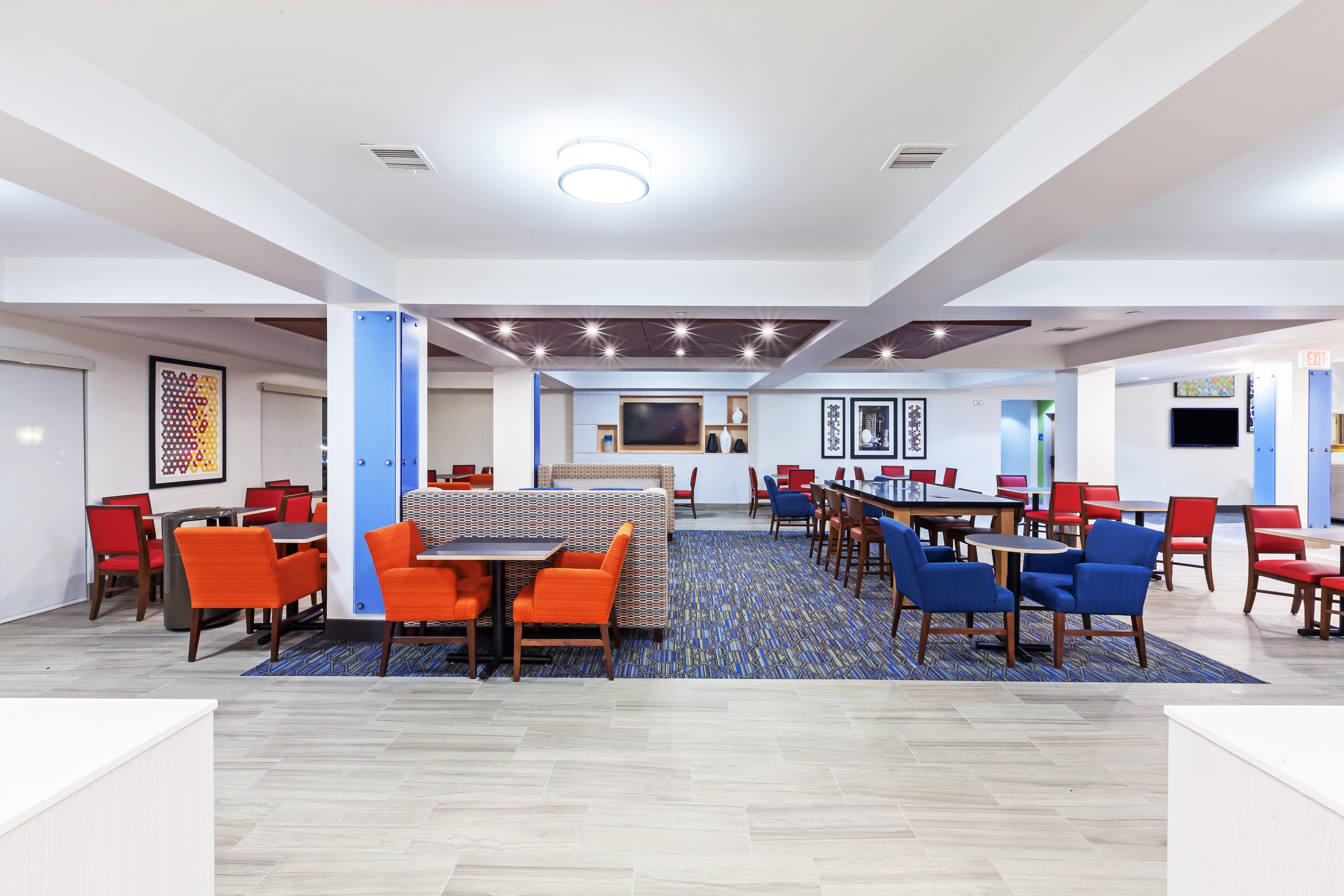 Holiday Inn Express & Suites Tulsa S Broken Arrow Hwy 51 By Ihg Extérieur photo