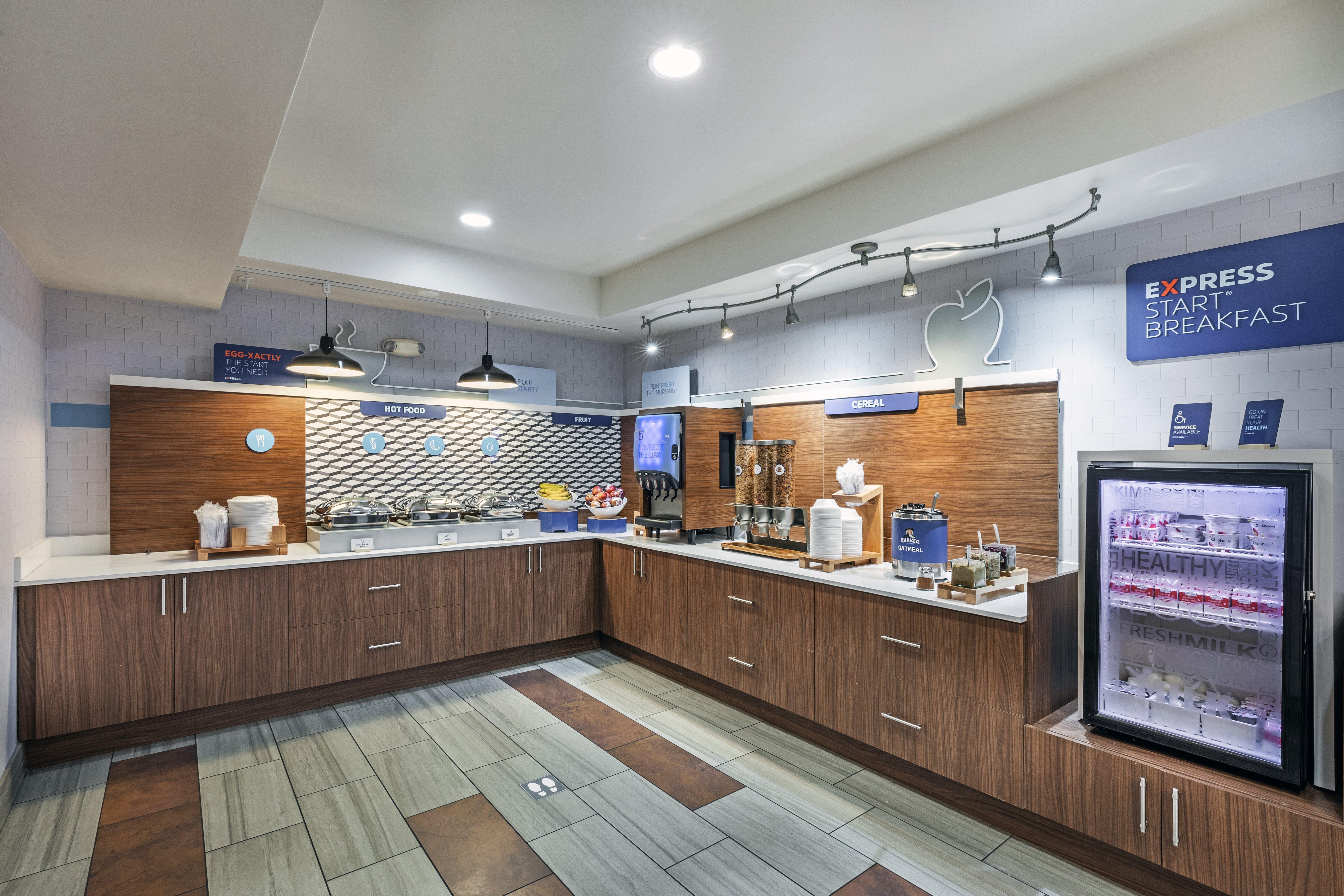 Holiday Inn Express & Suites Tulsa S Broken Arrow Hwy 51 By Ihg Extérieur photo