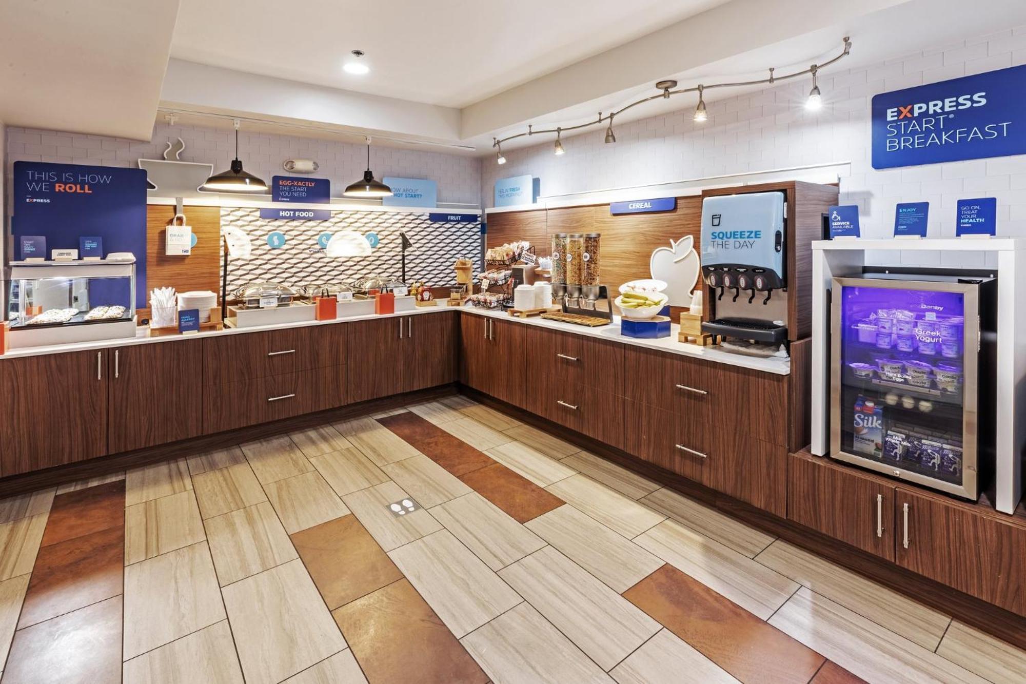 Holiday Inn Express & Suites Tulsa S Broken Arrow Hwy 51 By Ihg Extérieur photo