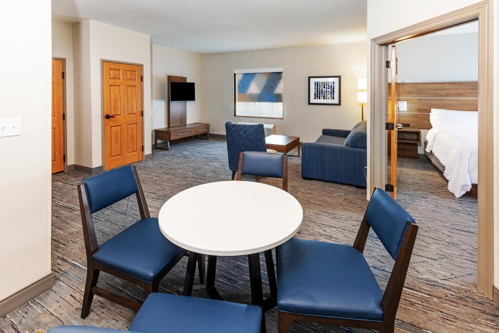 Holiday Inn Express & Suites Tulsa S Broken Arrow Hwy 51 By Ihg Extérieur photo