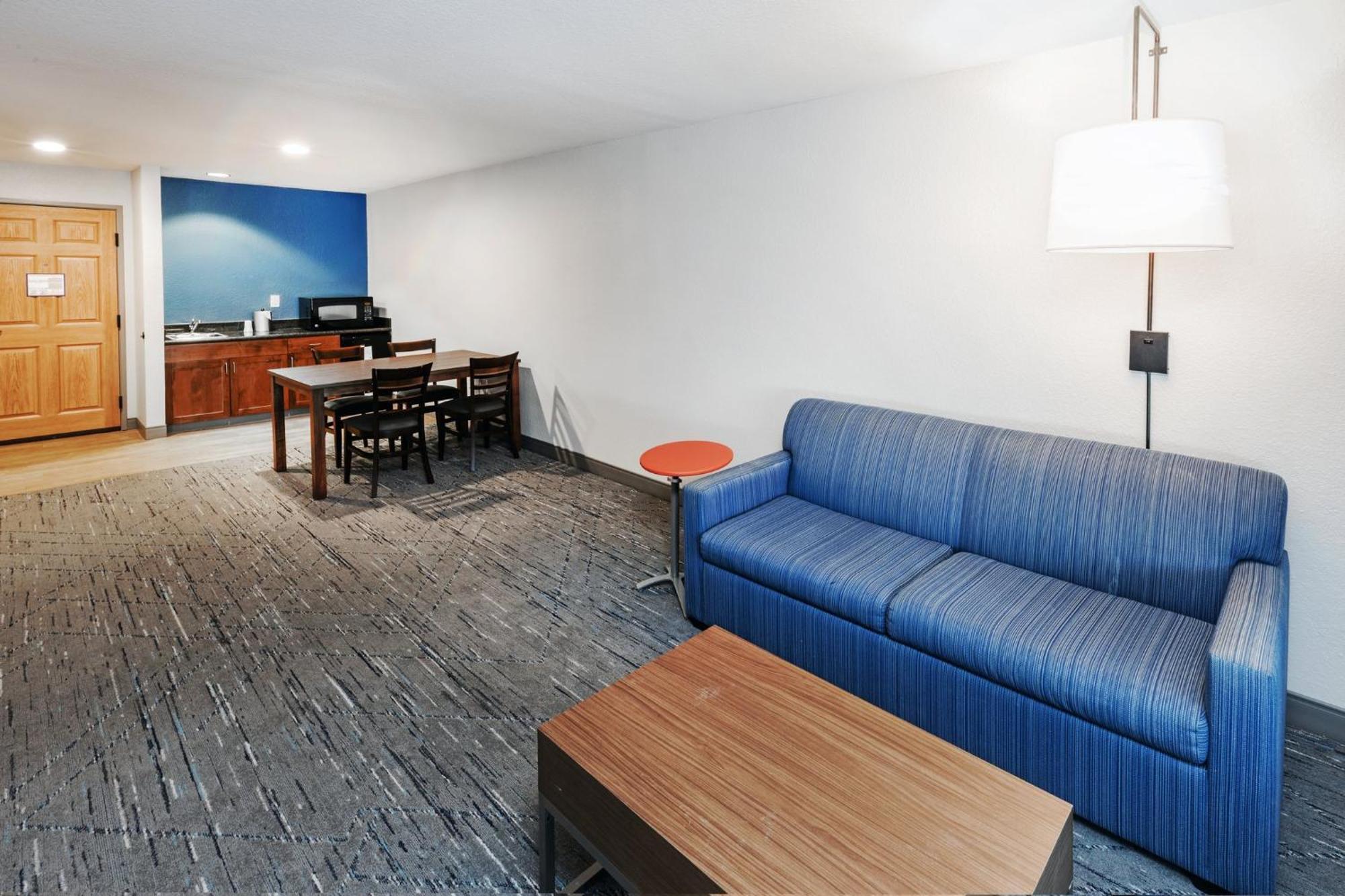 Holiday Inn Express & Suites Tulsa S Broken Arrow Hwy 51 By Ihg Extérieur photo